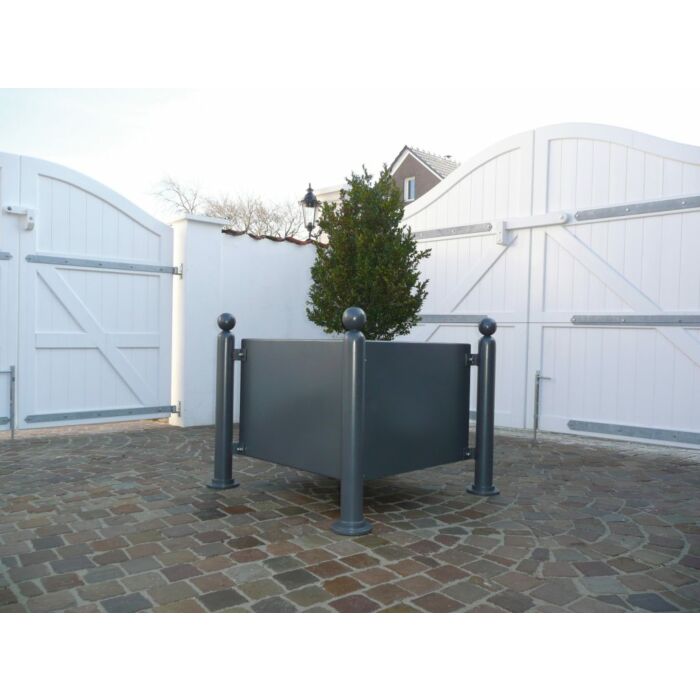 Stalen plantenbak strak main product photo